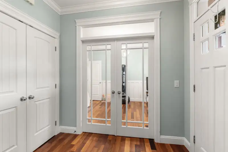 20752 GRADE CRESCENT - photo 4 of 40