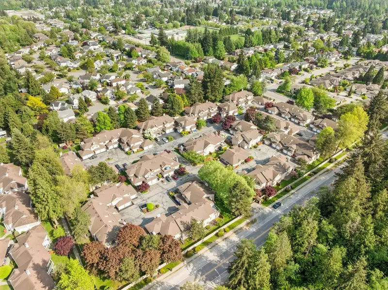123 14861 98 AVENUE - photo 4 of 38
