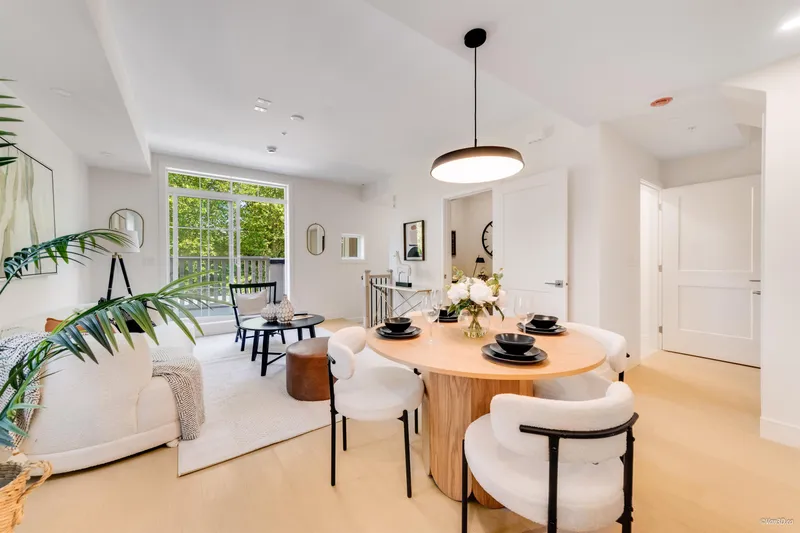 203 918 W 32ND AVENUE - photo 1 of 25