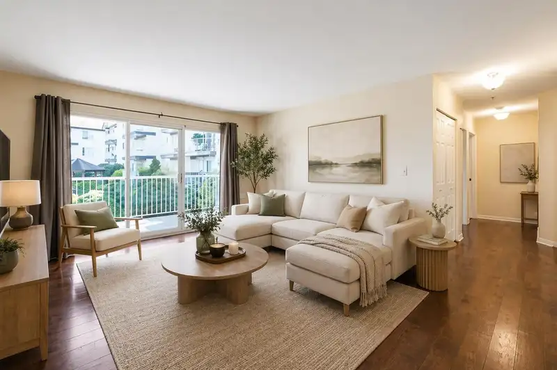 104 33535 KING ROAD - photo 1 of 38