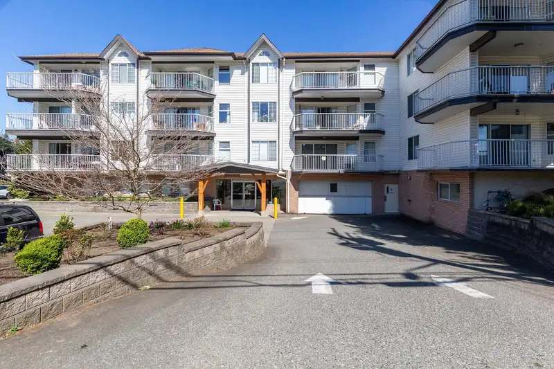 104 33535 KING ROAD - photo 2 of 38
