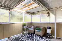 1167 LABURNUM AVENUE - thumbnail 7
