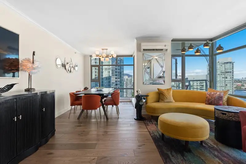 2802 1199 MARINASIDE CRESCENT - photo 4 of 40