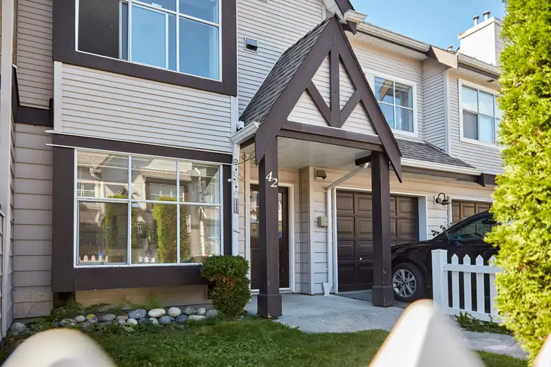 42 12099 237 STREET - photo 2 of 33