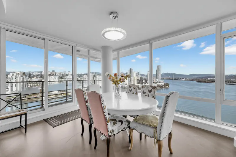 1705 210 SALTER STREET - photo 4 of 17