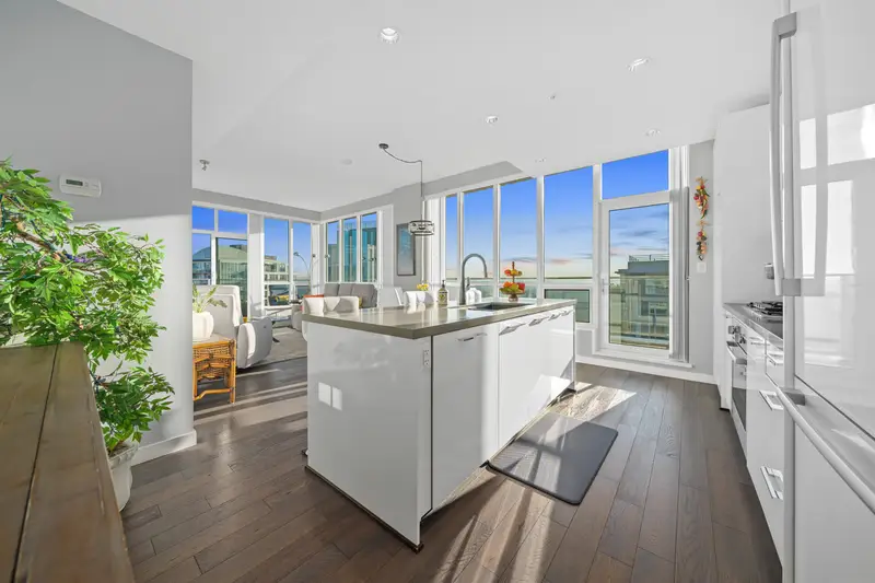 2903 3093 WINDSOR GATE - photo 2 of 25