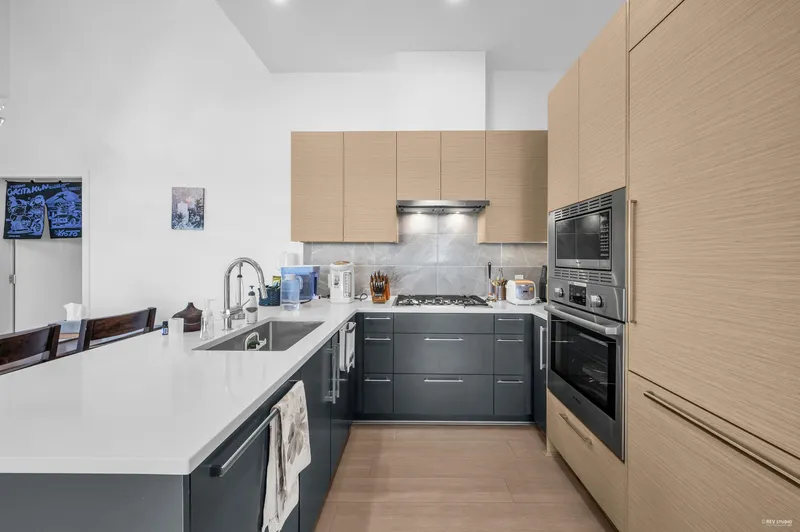 602 8888 OSLER STREET - photo 2 of 25