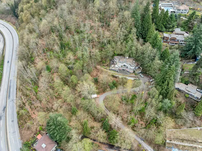 7235 BAYVIEW DRIVE - photo 4 of 24