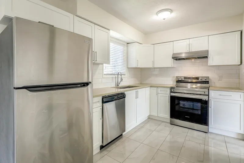 35085 MCEWEN AVENUE - photo 4 of 25