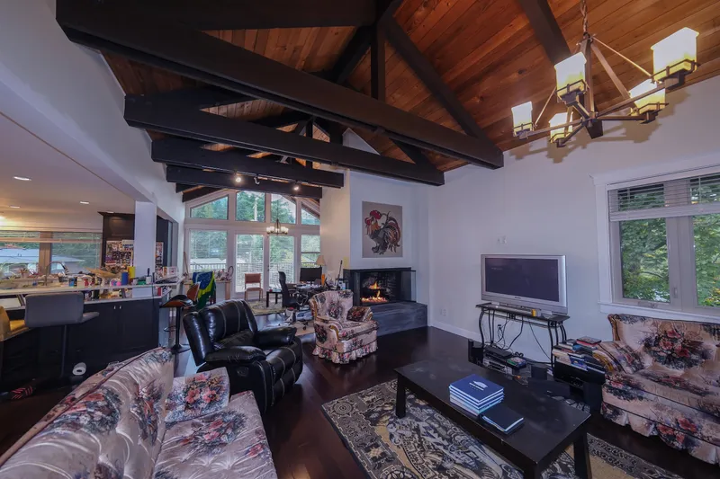 97 DEEP DENE PLACE - photo 4 of 17