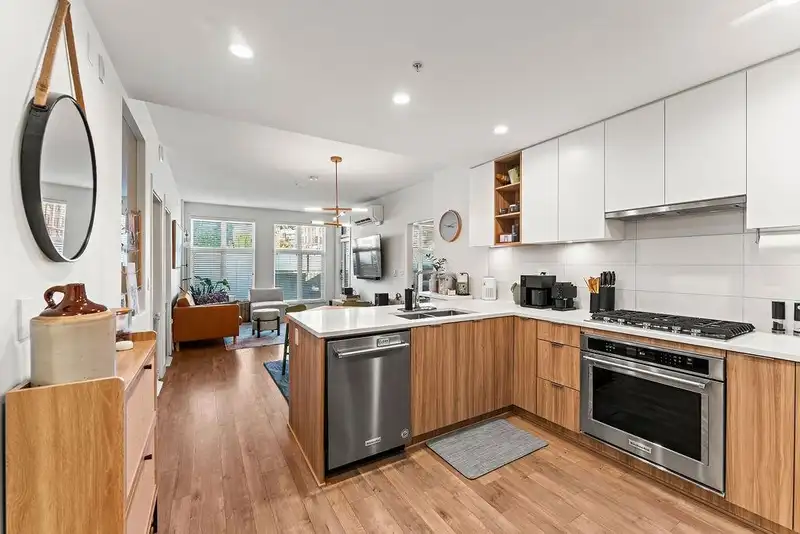 101 750 DOGWOOD STREET - photo 2 of 28