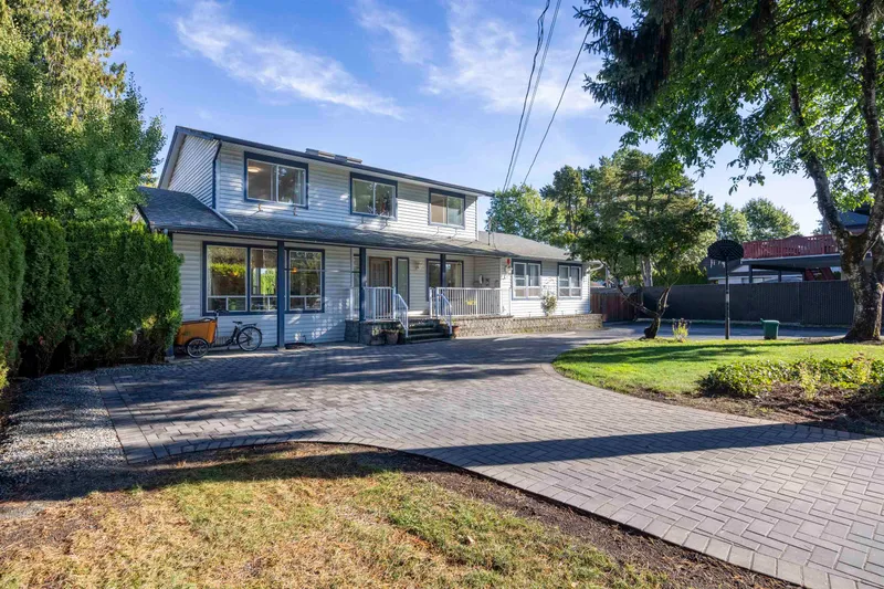 22019 OLD YALE ROAD - photo 2 of 25