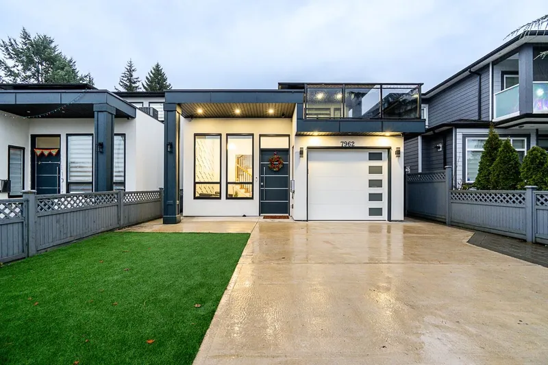 7962 EDMONDS STREET - photo 2 of 25