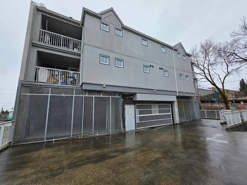 103 723 TWELFTH STREET - photo 3 of 14