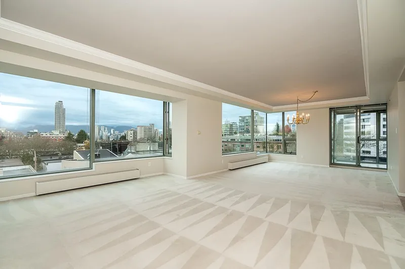 602 1550 W 15TH AVENUE - photo 3 of 25