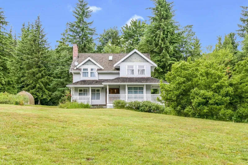 33845 RICHARDS AVENUE - photo 1 of 25