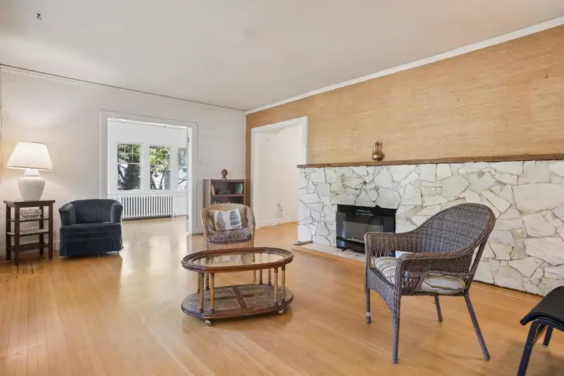 1844 ACADIA ROAD - photo 4 of 37