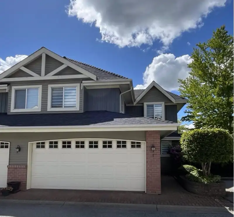 1 12038 62 AVENUE - photo 1 of 11