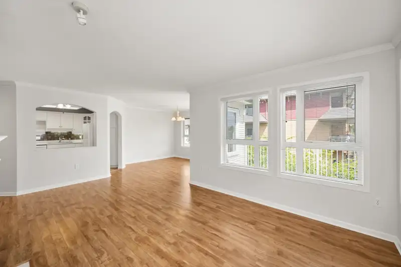 302 17727 58 AVENUE - photo 3 of 40