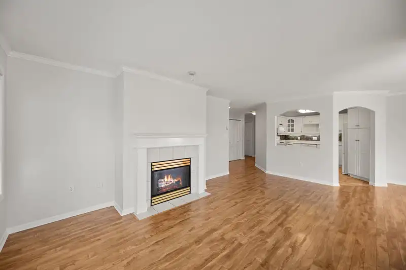 302 17727 58 AVENUE - photo 4 of 40