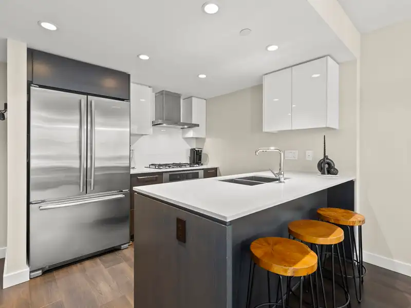 807 1618 QUEBEC STREET - photo 4 of 40