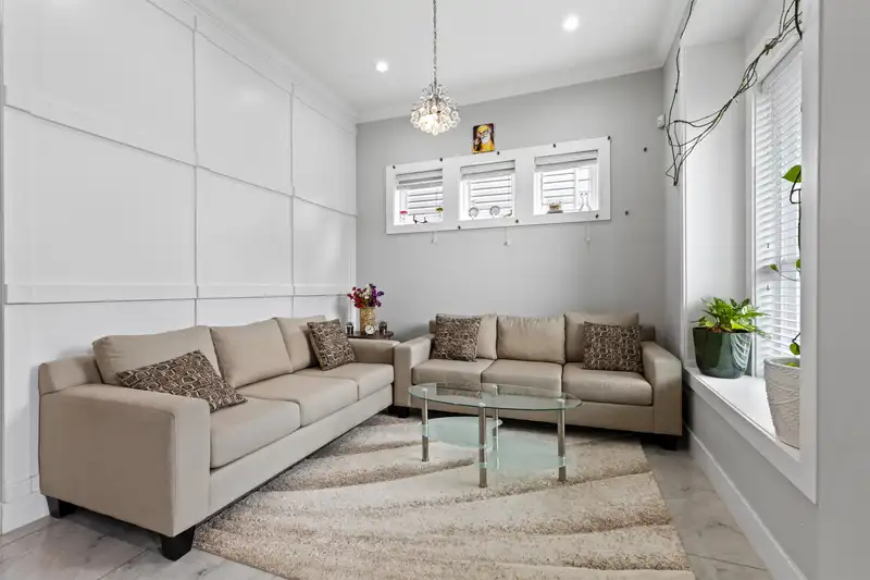 14035 59A AVENUE - photo 4 of 36