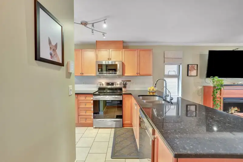 36 3855 PENDER STREET - photo 4 of 36