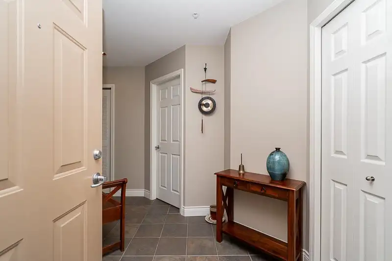 30 16655 64 AVENUE - photo 4 of 40