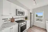 306 4815 55B STREET - thumbnail 3