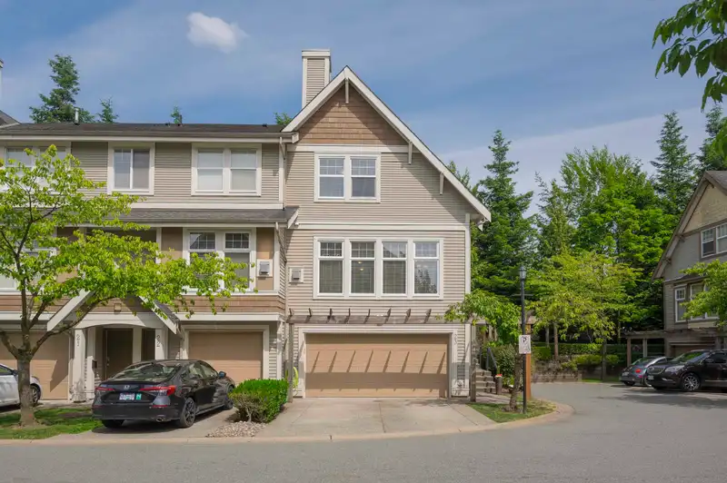 23 6588 188 STREET - photo 2 of 39