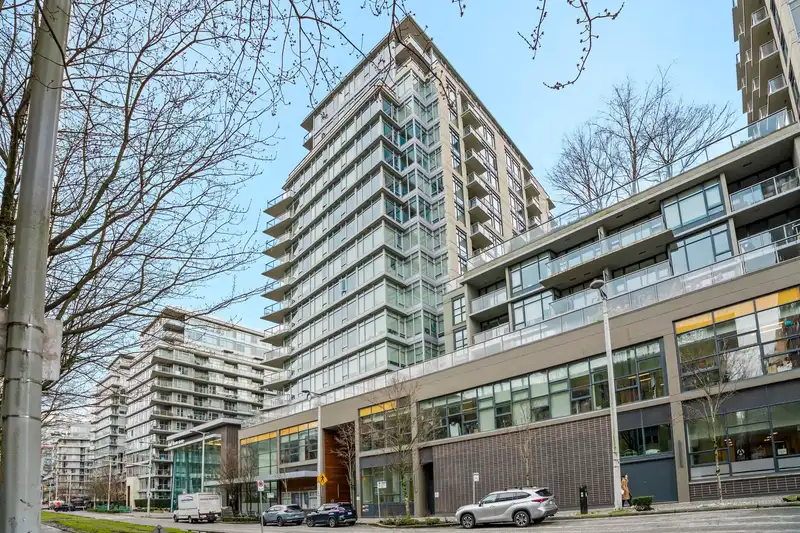 1405 168 W 1ST AVENUE - photo 1 of 40