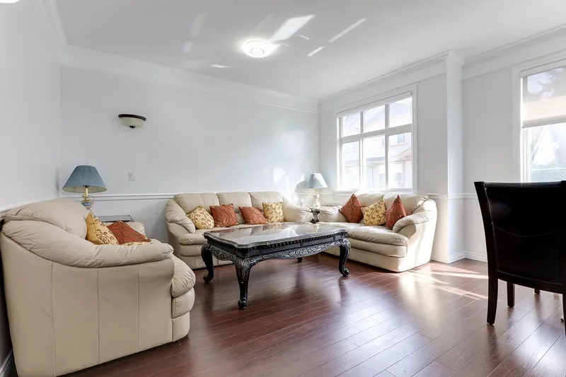 56 7518 138 STREET - photo 2 of 22