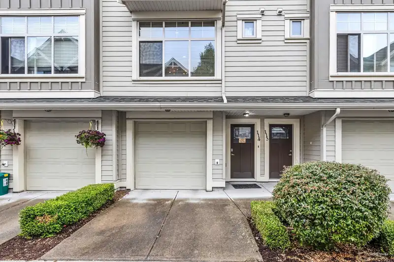 114 19525 73 AVENUE - photo 1 of 28