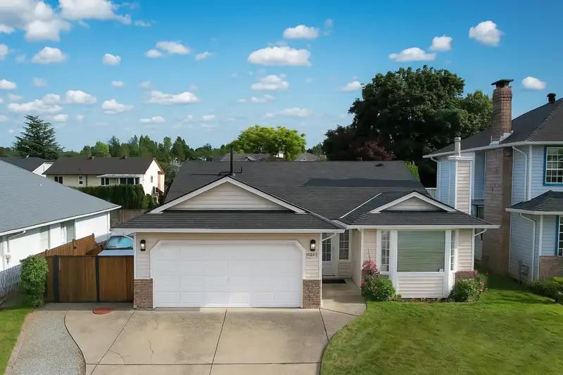 22070 126 AVENUE - photo 1 of 27