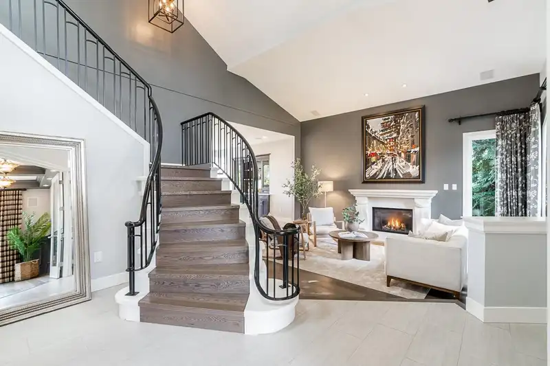 9906 180A STREET - photo 3 of 40