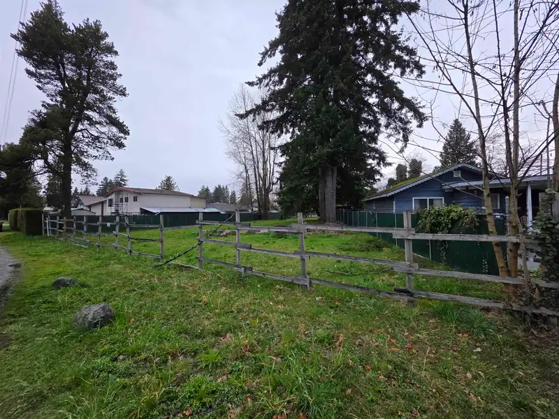 13069 OLD YALE ROAD - photo 2 of 4