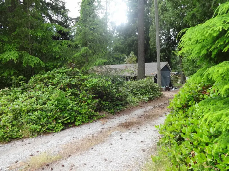 8161 WESTWOOD ROAD - photo 3 of 16