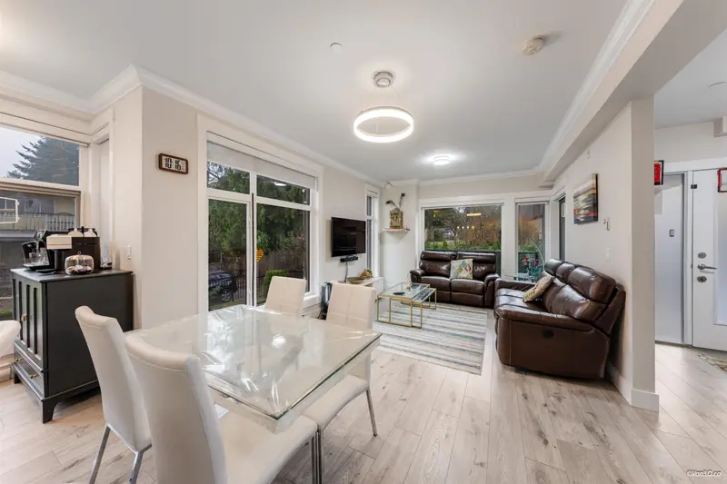 207 13799 101 AVENUE - photo 1 of 25