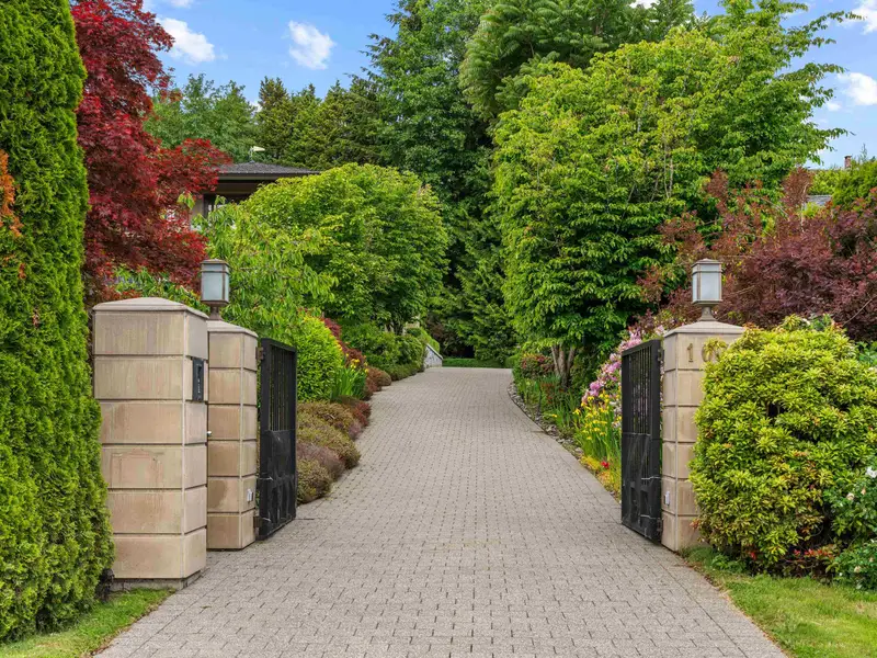 1075 GROVELAND ROAD - photo 3 of 25