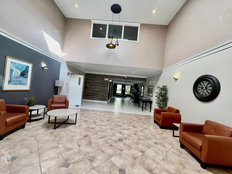 330 2980 PRINCESS CRESCENT - photo 3 of 21