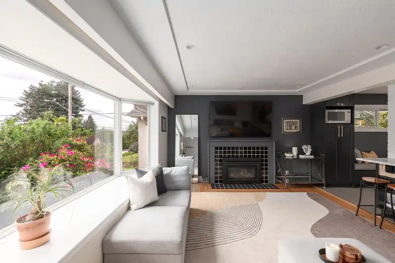 513 GARRETT STREET - photo 4 of 40