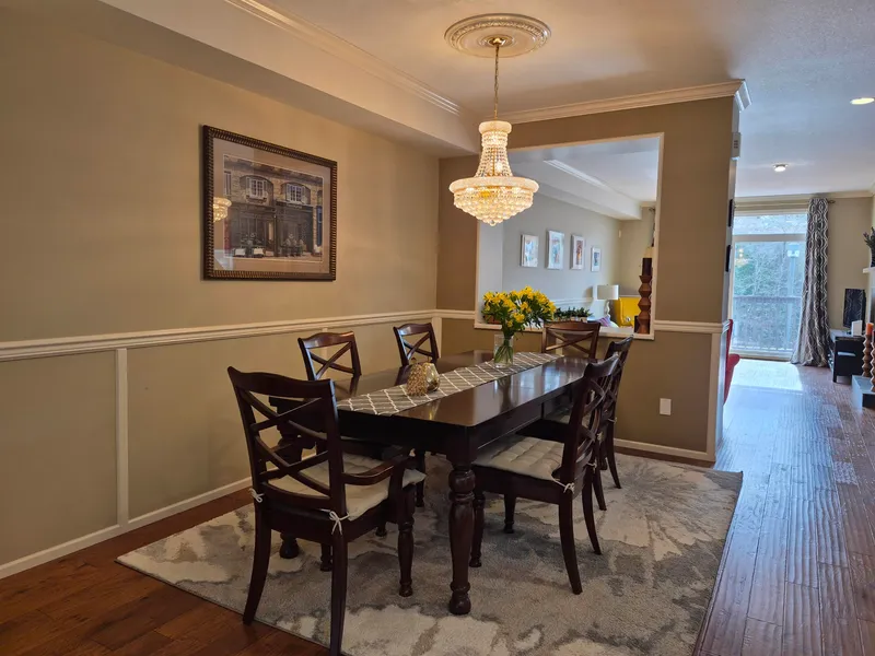 109 FOREST PARK WAY - photo 4 of 24