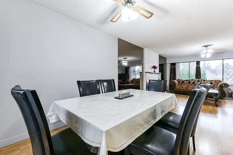 11516 PARKWOOD PLACE - photo 4 of 23