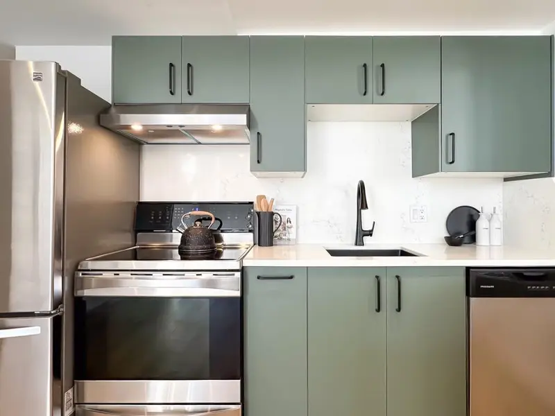 315 336 E 1ST AVENUE - photo 4 of 21