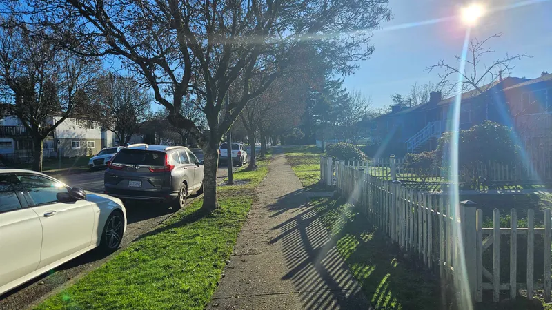 543 RUPERT STREET - photo 3 of 19