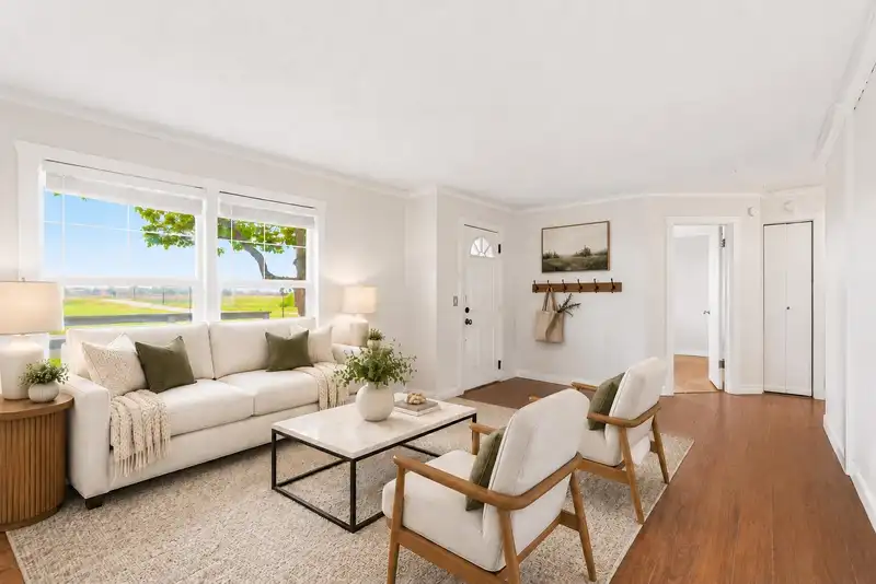 11 CATALINA CRESCENT - photo 4 of 40
