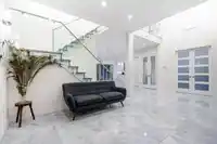 10490 125A STREET - thumbnail 4