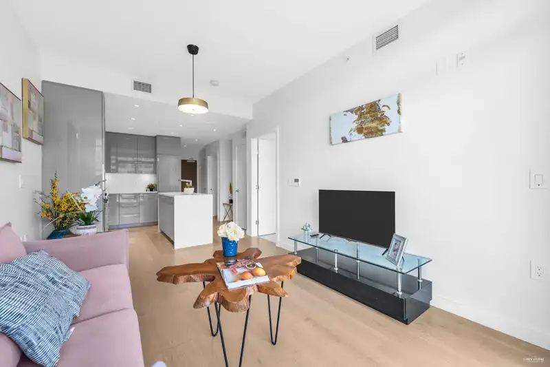 406 5189 CAMBIE STREET - photo 2 of 27