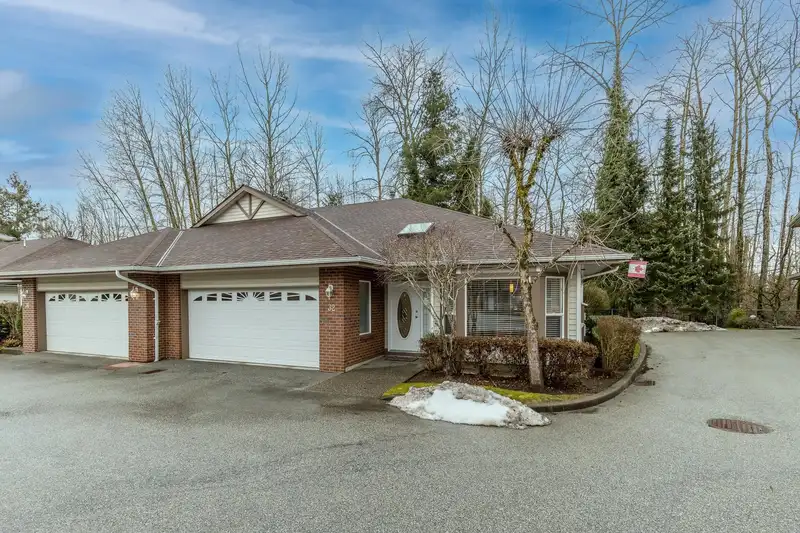 32 18939 65 AVENUE - photo 1 of 32