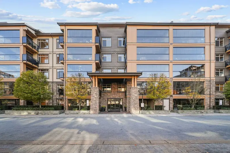 B124 8218 207A STREET - photo 2 of 25